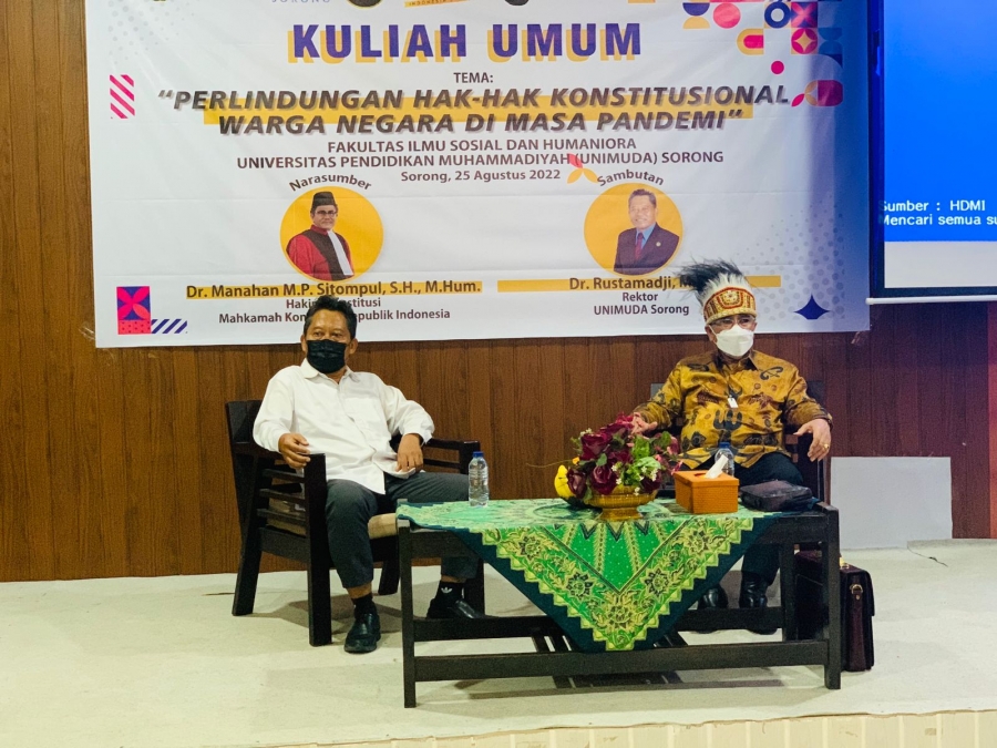 MAHASISWA HUKUM KULIAH UMUM BERSAMA HAKIM MAHKAMAH KONSTITUSI REPUBLIK INDONESIA, BAPAK, DR. MANAHAN M.P SITOMPUL, S.H., M.H