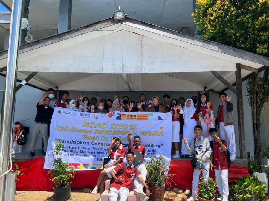 UNIMUDA GOES TO SCHOOLS, DOSEN PRODI HUKUM MENYAMPAIKAN “ KALIAN ADEK-ADEK SAYA HARUS TETAP MENJAGA DIRI KALIAN ……. ”